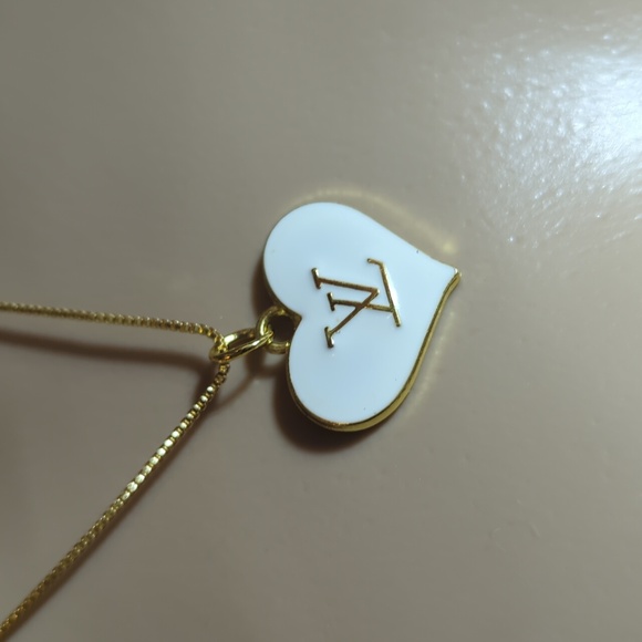 Louis Vuitton Necklace - Picture 2 of 7